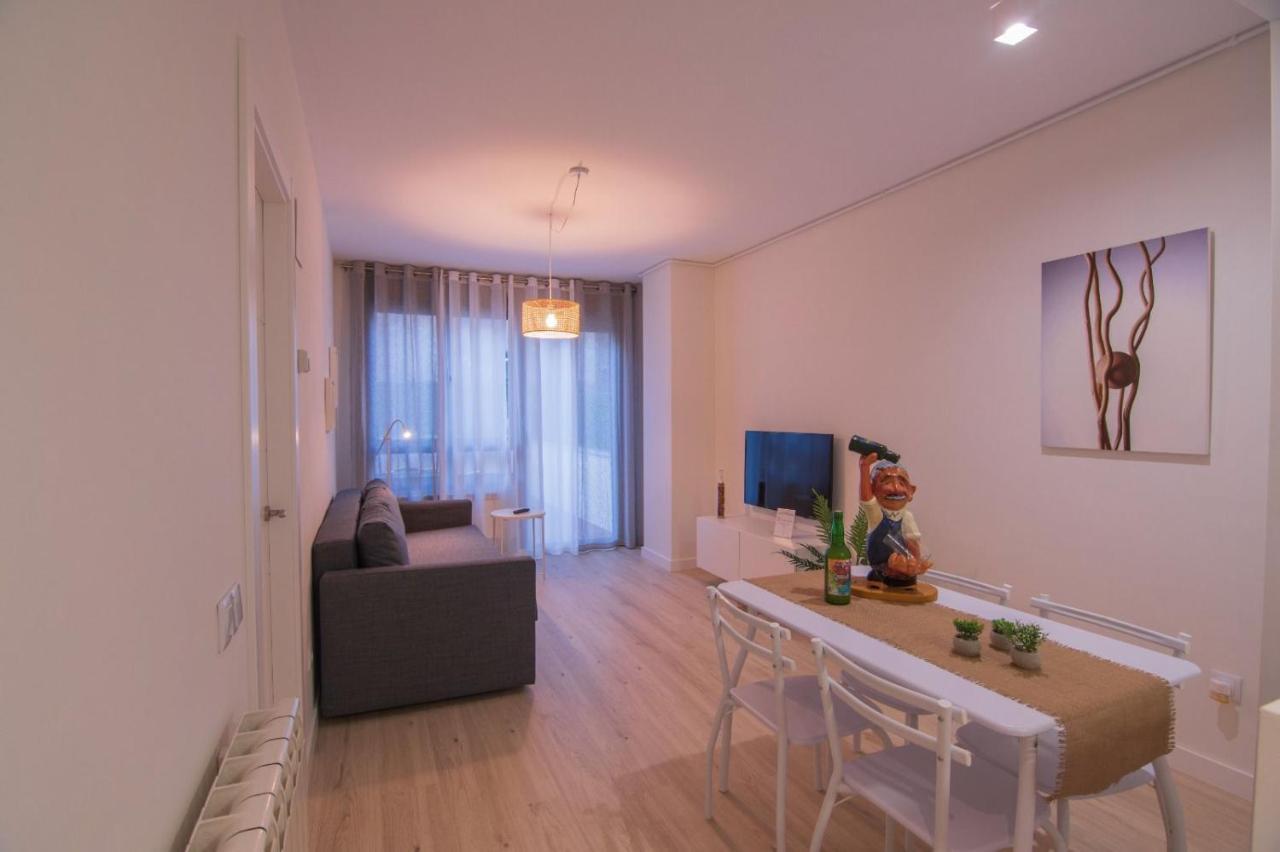 La Terraza De La Vega - Ubicacion Inmejorable , Wifi , Terraza Y Parking Gratuito Lejlighed Oviedo Eksteriør billede